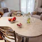 Casa vacanze Anastasia's Kastoria Cozy Modern Garden Retreat