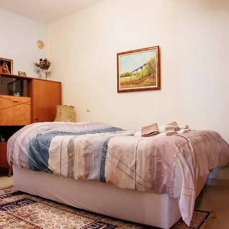 Prázdninový dům Anastasia's Kastoria Cozy Modern Garden Retreat Maniákoi