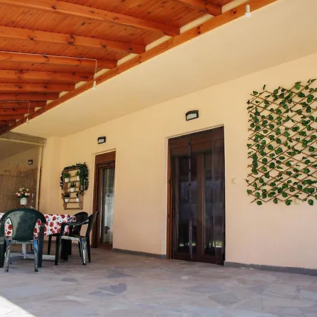 Anastasia's Kastoria Cozy Modern Garden Retreat Prázdninový dům Maniákoi