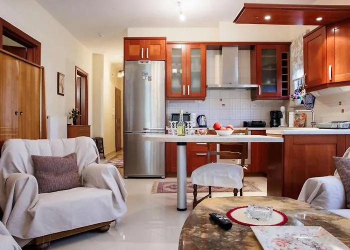 Anastasia's Kastoria Cozy Modern Garden Retreat Maniákoi